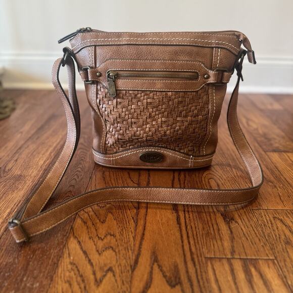 B.O.C Born Concept Brown Weave Crossbody Handbag Purse Long Adjustable Strap Zip - Picture 1 of 16